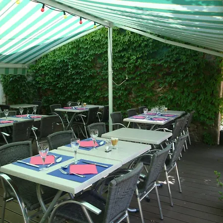 Du Commerce Hotel 3*