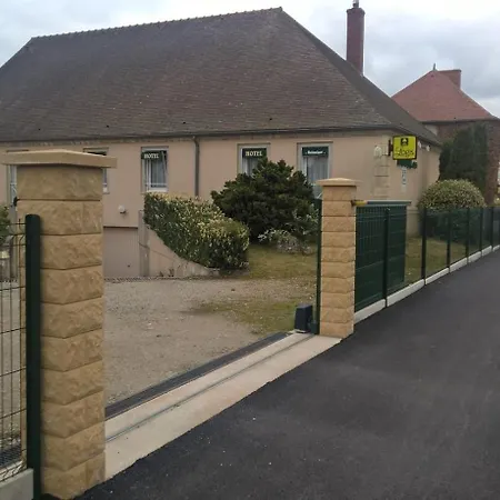 Du Commerce Hotel Tronget