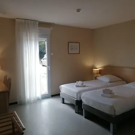 Hotel Du Commerce Tronget