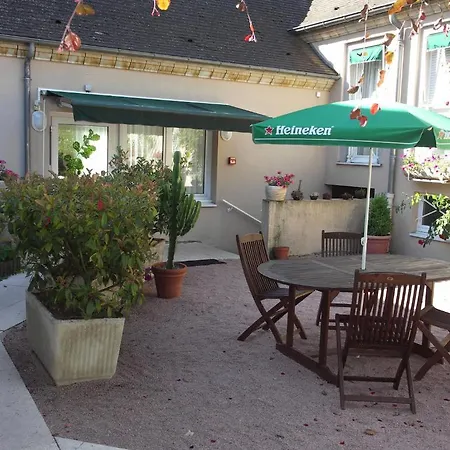 Du Commerce Hotel Tronget