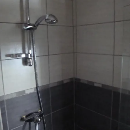 Du Commerce Szálloda 3*