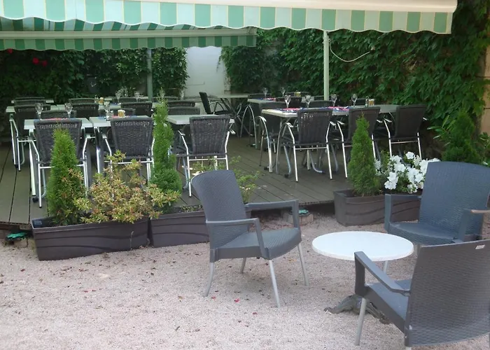 Du Commerce Hotel 3*